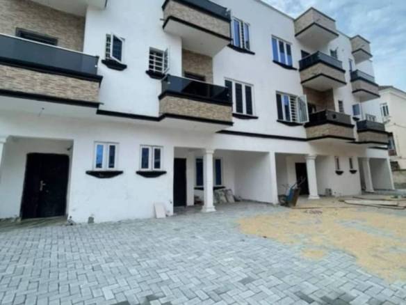 4 Bedroom Terrace Duplex for Sale in Osapa Lekki